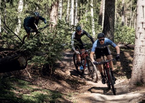 Focus Whistler 3.6 EQP Mountain Bike 2022